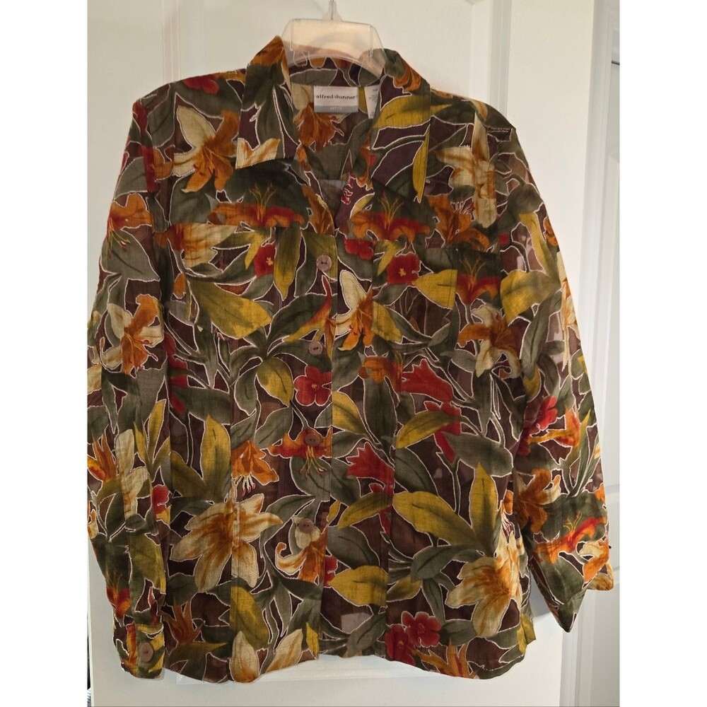 Alfred Dunner Semi Sheer Tropical Floral Print Button Down Shirt - Picture 4 of 10